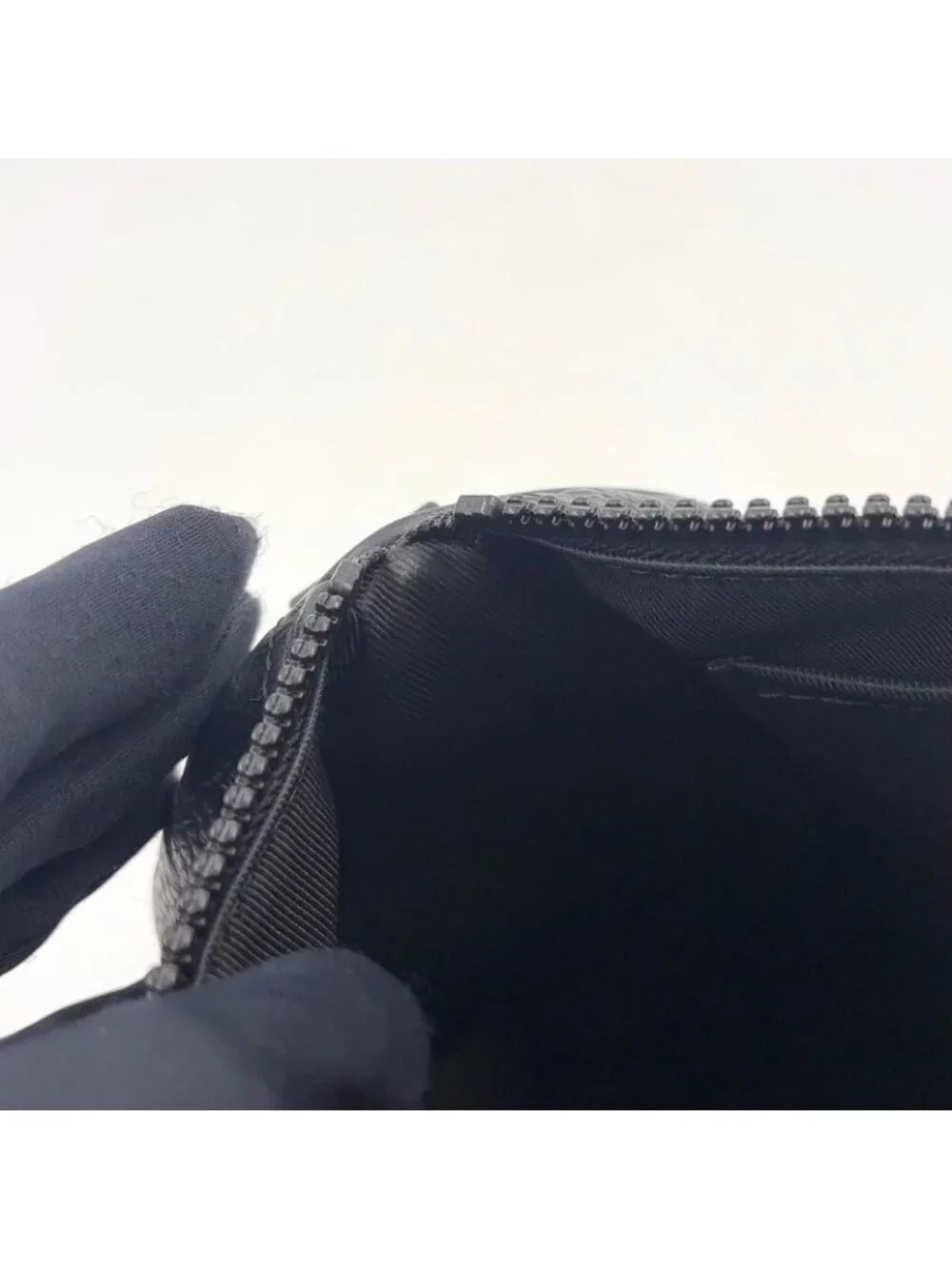 Louis Vuitton Keepall Bandouliere 25 Monogram Taurillon Leather Black Shoulder